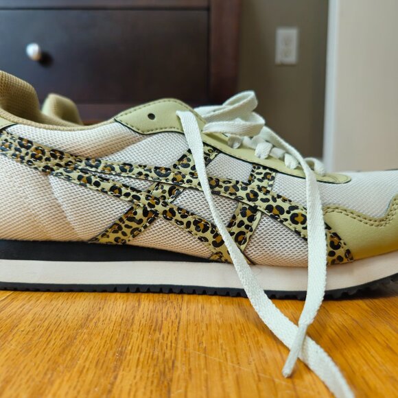 Asics Leopard Detail Sneakers - Size 10 - Picture 5 of 9